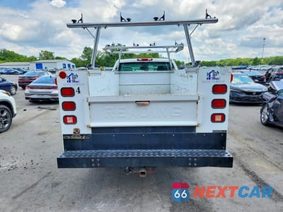 Zdjęcie 6 z 12 samochodu: 2009 GMC SIERRA C2500 HEAVY DUTY VIN:1GDHC44K09E105503 - miniatura