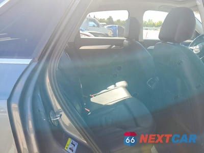 Zdjęcie 10 z 12 samochodu: 2015 AUDI Q3 PRESTIGE VIN:WA1GFCFS9FR000441 - miniatura
