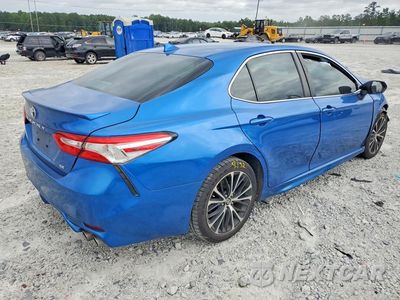 Trzecie zdjęcie samochodu z tyłu: 2020 TOYOTA CAMRY SE VIN:4T1M11AK8LU309454 - miniatura