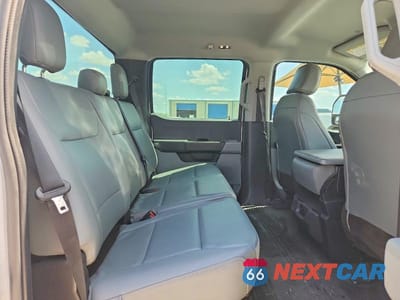 Zdjęcie 10 z 12 samochodu: 2023 FORD F350 SUPER DUTY VIN:1FT8W3BT8PED15975 - miniatura