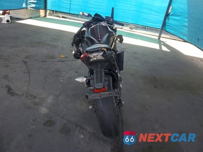 Czwarte zdjęcie samochodu z boku: 2022 KAWASAKI EX650 M VIN:ML5EXEM10NDA49438 - miniatura