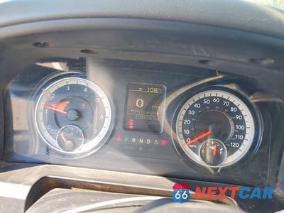 Zdjęcie 9 z 12 samochodu: 2017 RAM 1500 ST VIN:3C6JR6DT0HG787192 - miniatura