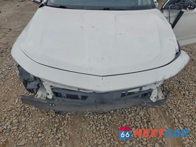 Zdjęcie 11 z 12 samochodu: 2017 CHEVROLET IMPALA LT VIN:1G1105S36HU171714 - miniatura