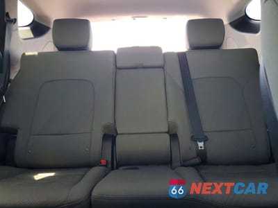 Zdjęcie 10 z 14 samochodu: 2018 HYUNDAI SANTA FE SPORT 2.4L VIN:5NMZU3LB9JH056742 - miniatura