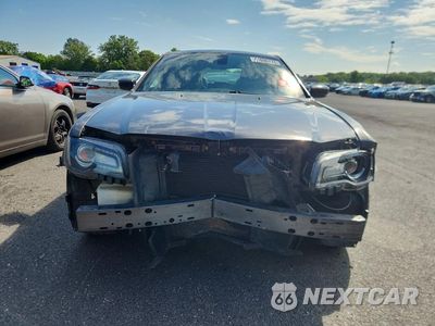 Piąte zdjęcie samochodu w środku: 2018 CHRYSLER 300 S VIN:2C3CCABT6JH120436 - miniatura