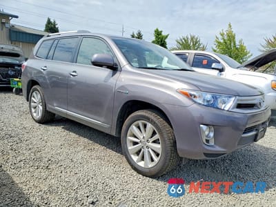 Czwarte zdjęcie samochodu z boku: 2013 TOYOTA HIGHLANDER HYBRID LIMITED VIN:JTEDC3EH6D2013107 - miniatura