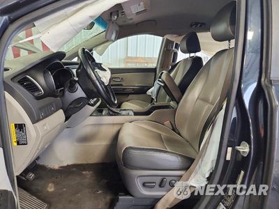 Zdjęcie 7 z 14 samochodu: 2017 KIA SEDONA LX VIN:KNDMB5C14H6266336 - miniatura