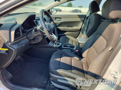 Zdjęcie 7 z 13 samochodu: 2019 HYUNDAI ELANTRA SE VIN:5NPD74LF3KH407286 - miniatura