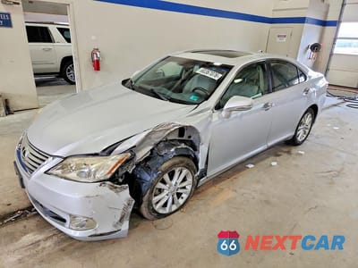 2010 LEXUS ES 350 JTHBK1EG2A2366027 - główne zdjęcie licytacji z USA - miniatura