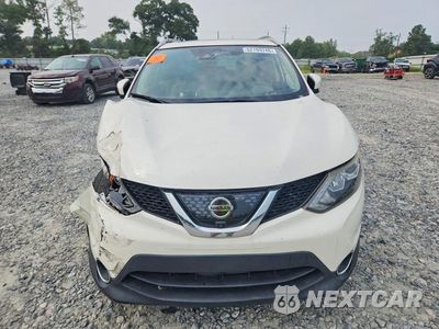 Piąte zdjęcie samochodu w środku: 2018 NISSAN ROGUE SPORT SL VIN:JN1BJ1CP1JW103157 - miniatura