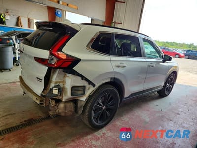 Trzecie zdjęcie samochodu z tyłu: 2023 HONDA CR-V SPORT TOURING VIN:7FARS6H97PE021256 - miniatura