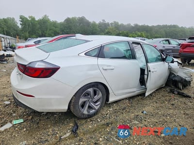 Trzecie zdjęcie samochodu z tyłu: 2020 HONDA INSIGHT EX VIN:19XZE4F51LE006453 - miniatura