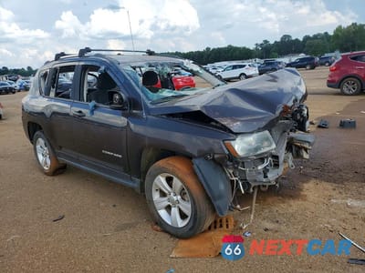 Czwarte zdjęcie samochodu z boku: 2014 JEEP COMPASS SPORT VIN:1C4NJCBBXED647377 - miniatura