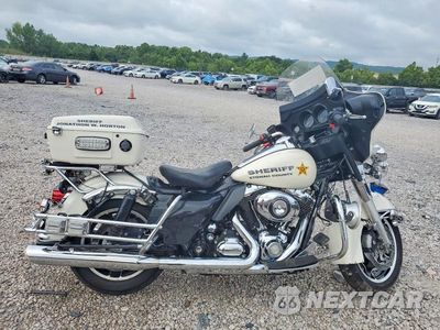 2010 HARLEY-DAVIDSON FLHTP 1HD1FMM14AB661192 - główne zdjęcie licytacji z USA - miniatura