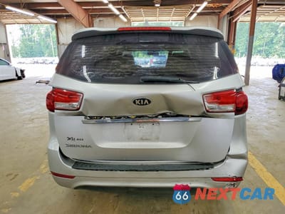 Zdjęcie 6 z 13 samochodu: 2016 KIA SEDONA L VIN:KNDMA5C12G6102214 - miniatura