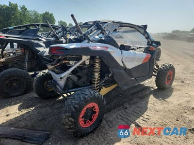 Czwarte zdjęcie samochodu z boku: 2020 CAN-AM MAVERICK X3 UTILITY VEHICLE VIN:3JBVXAV40LK002253 - miniatura