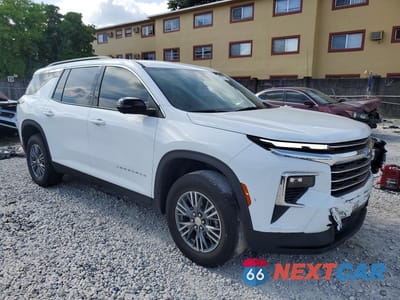 Czwarte zdjęcie samochodu z boku: 2025 CHEVROLET TRAVERSE LT VIN:1GNERGRS0SJ241148 - miniatura