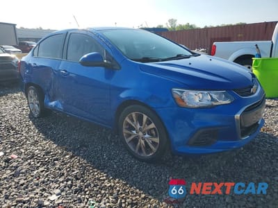 Czwarte zdjęcie samochodu z boku: 2017 CHEVROLET SONIC LS VIN:1G1JB5SHXH4155618 - miniatura