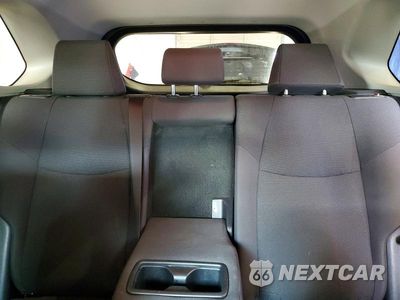 Zdjęcie 10 z 13 samochodu: 2019 TOYOTA RAV4 LE VIN:2T3K1RFV3KW030993 - miniatura