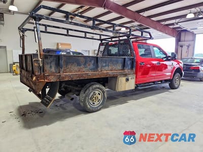 Trzecie zdjęcie samochodu z tyłu: 2019 FORD F350 SUPER DUTY DUMP TRUCK VIN:1FD7W3F65KEE06125 - miniatura