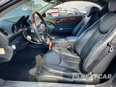 Zdjęcie 7 z 13 samochodu: 2007 MERCEDES-BENZ SL 550 VIN:WDBSK71F57F129937 - miniatura
