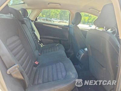 Zdjęcie 10 z 12 samochodu: 2017 FORD FUSION SE VIN:3FA6P0H74HR107027 - miniatura