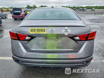 Zdjęcie 6 z 12 samochodu: 2019 NISSAN ALTIMA S VIN:1N4BL4BV8KC255809 - miniatura