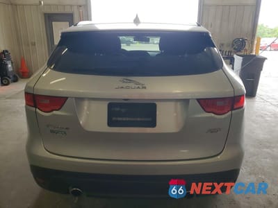 Zdjęcie 6 z 13 samochodu: 2017 JAGUAR F-PACE PREMIUM VIN:SADCJ2BV4HA085028 - miniatura