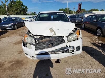Piąte zdjęcie samochodu w środku: 2009 TOYOTA RAV4 BASE VIN:JTMBF33V79D016055 - miniatura