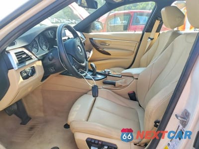 Zdjęcie 7 z 12 samochodu: 2016 BMW 328 XI SULEV VIN:WBA8E3G59GNU01953 - miniatura