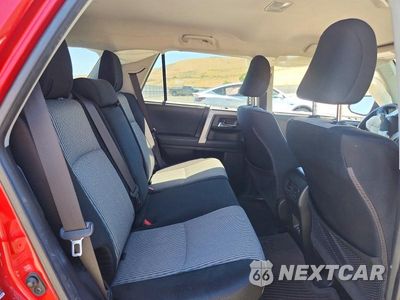 Zdjęcie 11 z 13 samochodu: 2021 TOYOTA 4RUNNER SR5 VIN:JTEMU5JR8M5948442 - miniatura