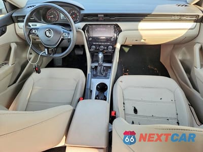 Zdjęcie 8 z 12 samochodu: 2021 VOLKSWAGEN PASSAT SE VIN:1VWSA7A33MC003029 - miniatura