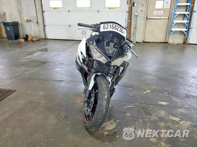 Drugie zdjęcie samochodu z przodu: 2023 KAWASAKI EX650 R VIN:ML5EXER14PDA90148 - miniatura