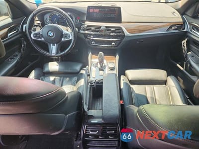 Zdjęcie 8 z 13 samochodu: 2018 BMW 530 XI VIN:WBAJA7C5XJWA74543 - miniatura