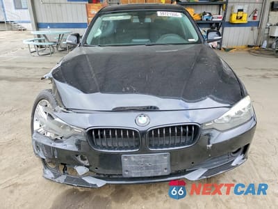 Piąte zdjęcie samochodu w środku: 2014 BMW 320 I VIN:WBA3B1C52EP680760 - miniatura