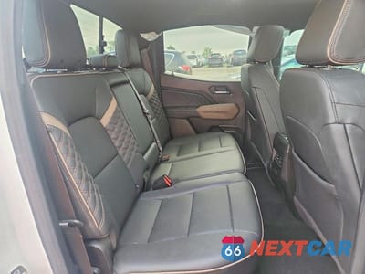 Zdjęcie 10 z 12 samochodu: 2024 GMC CANYON DENALI VIN:1GTP6FEK8R1196710 - miniatura