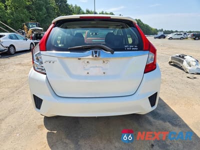 Zdjęcie 6 z 13 samochodu: 2016 HONDA FIT EX VIN:JHMGK5H77GX013951 - miniatura