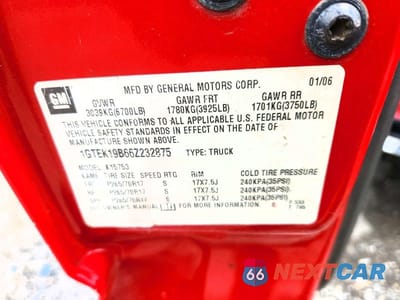 Zdjęcie 12 z 12 samochodu: 2006 GMC NEW SIERRA K1500 VIN:1GTEK19B66Z232875 - miniatura