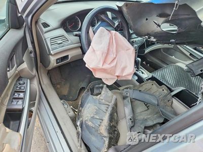 Zdjęcie 8 z 12 samochodu: 2009 HONDA ACCORD EXL VIN:1HGCP36889A001266 - miniatura