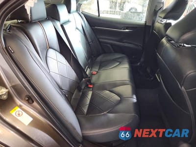 Zdjęcie 10 z 12 samochodu: 2019 TOYOTA CAMRY HYBRID XLE VIN:4T1B21HK1KU513862 - miniatura