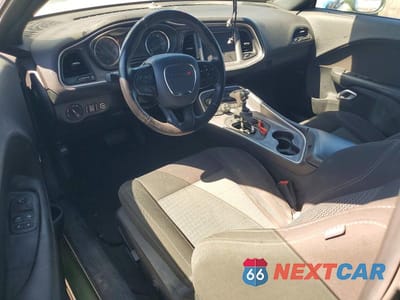 Zdjęcie 8 z 12 samochodu: 2020 DODGE CHALLENGER SXT VIN:2C3CDZAG1LH213738 - miniatura