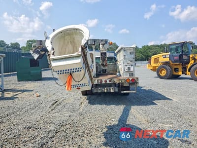 Zdjęcie 6 z 12 samochodu: 1995 GMC SIERRA BUCKET TRUCK VIN:1GDKC34NXSJ527592 - miniatura