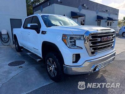 Czwarte zdjęcie samochodu z boku: 2021 GMC SIERRA K1500 SLE VIN:1GTU9BET4MZ191297 - miniatura