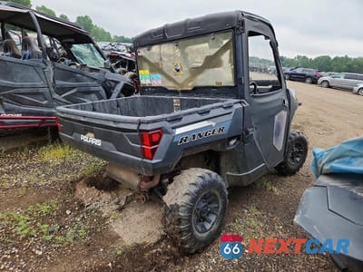 Czwarte zdjęcie samochodu z boku: 2021 POLARIS RANGER 1000 UTILITY VEHICLE VIN:4XATAE990M8025780 - miniatura