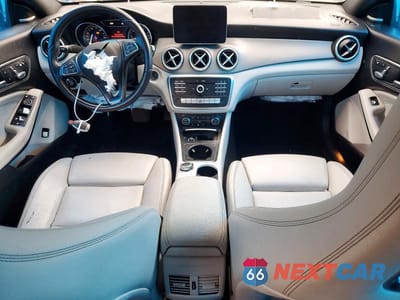 Zdjęcie 8 z 13 samochodu: 2019 MERCEDES-BENZ CLA 250 4MATIC VIN:WDDSJ4GB9KN717285 - miniatura