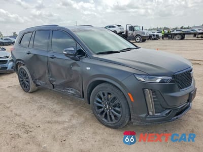 Czwarte zdjęcie samochodu z boku: 2024 CADILLAC XT6 PREMIUM LUXURY VIN:1GYKPCRS1RZ734739 - miniatura