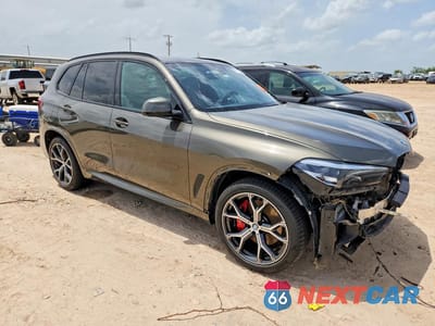 Czwarte zdjęcie samochodu z boku: 2022 BMW X5 XDRIVE40I VIN:5UXCR6C04N9N27672 - miniatura