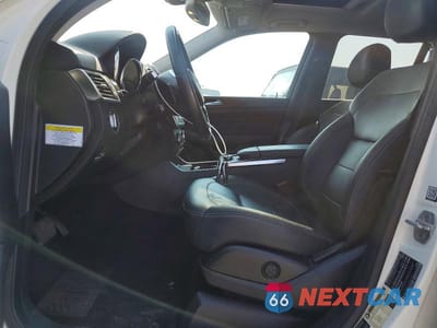Zdjęcie 7 z 13 samochodu: 2012 MERCEDES-BENZ ML 350 BLUETEC VIN:4JGDA2EB7CA001886 - miniatura