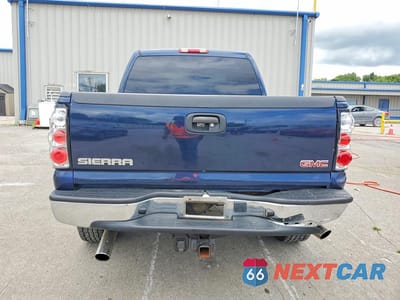 Zdjęcie 6 z 12 samochodu: 2005 GMC NEW SIERRA K1500 VIN:2GTEK13T651160004 - miniatura
