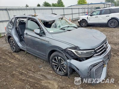 Czwarte zdjęcie samochodu z boku: 2024 VOLKSWAGEN TIGUAN S VIN:3VVRB7AXXRM042774 - miniatura